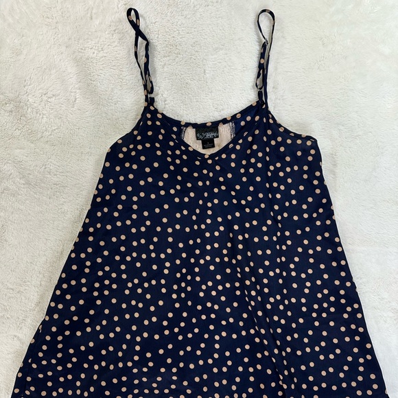 Daytrip sleeveless polka dot navy blue top size small - Picture 6 of 6